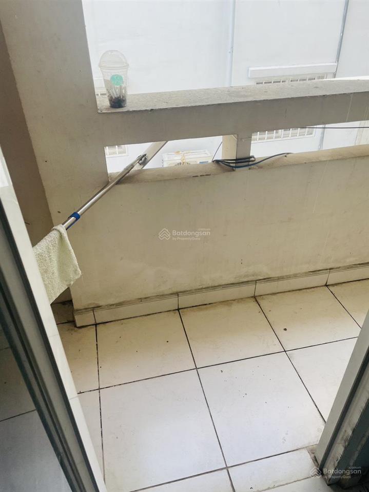 New. chủ thiện chí cho thuê văn phòng trung tâm phú mỹ hưng, 100m2, sẵn bàn ghế, 16tr/tháng