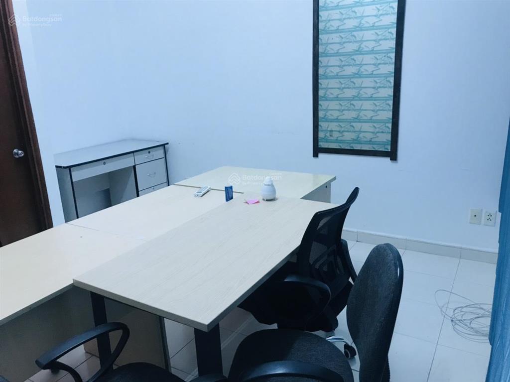 Gấp. cho thuê văn phòng nhỏ phú mỹ hưng, 30m2, giá 8tr/tháng