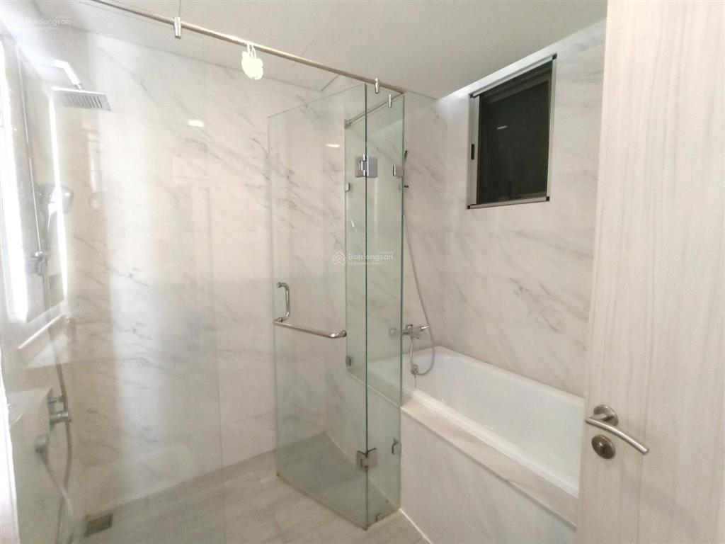 Gấp. chủ thiện chí cho thuê căn hộ midtown, 3pn, lầu cao, nội thất cơ bản, giá 48tr/tháng