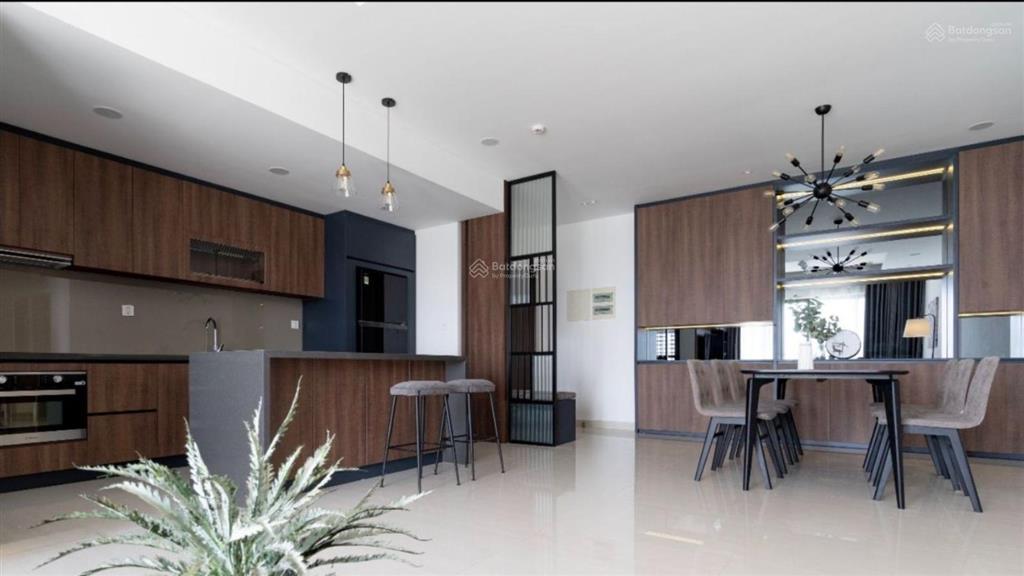 Gấp. chủ thiện chí gửi cho thuê căn hộ 3pn nội thất cao cấp lầu cao chung cư riverpark premier