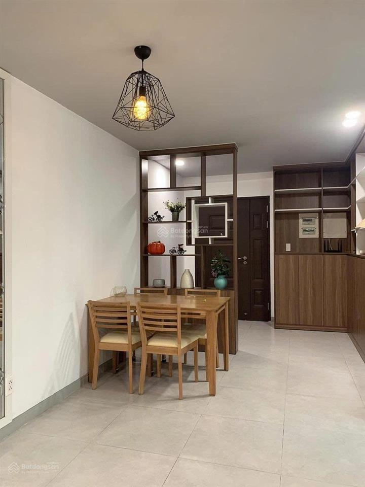 Gấp. chủ thiện chí cho thuê căn hộ scenic valley 1, 80m2, 2pn, nhà đẹp, giá 18tr/tháng