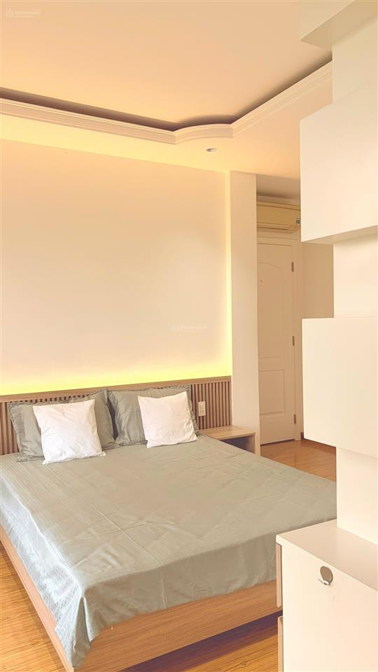 Gấp. chủ gửi cho thuê căn hộ duplex star hill, 130m2, 3pn, giá 45 tr/tháng