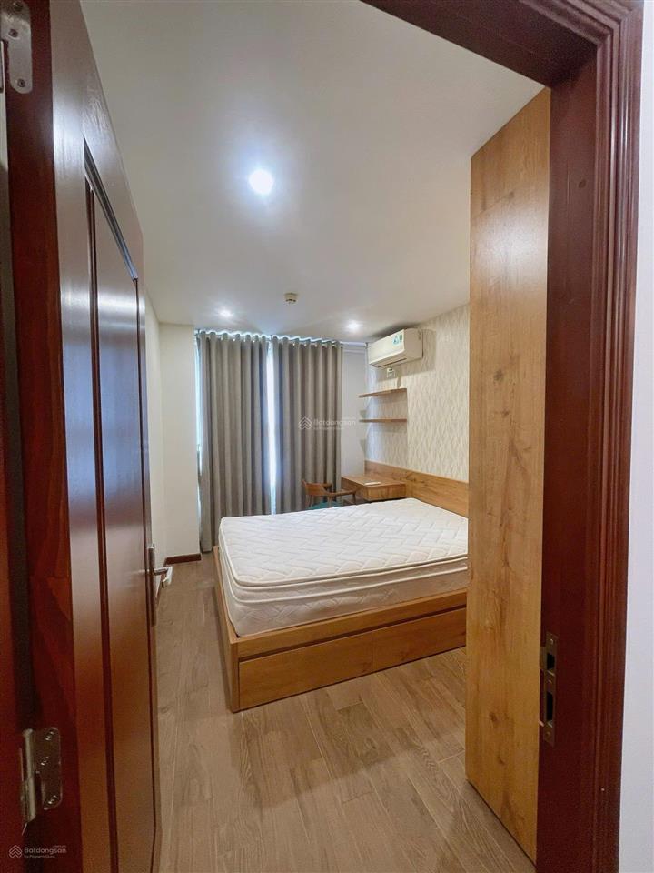 Gấp. chủ gửi bán gấp căn hộ saigon south, căn góc, 3pn, view hồ bơi, lầu cao, giá 7,2 tỷ
