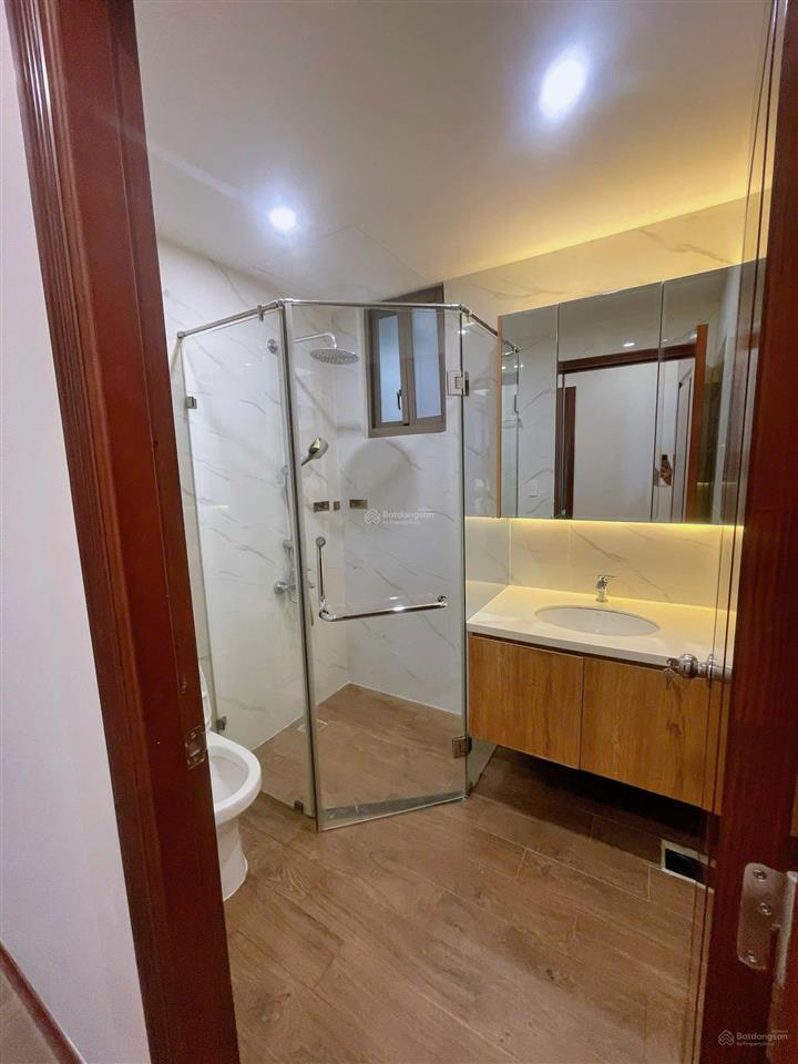 Gấp. chủ gửi bán gấp căn hộ saigon south, căn góc, 3pn, view hồ bơi, lầu cao, giá 7,2 tỷ