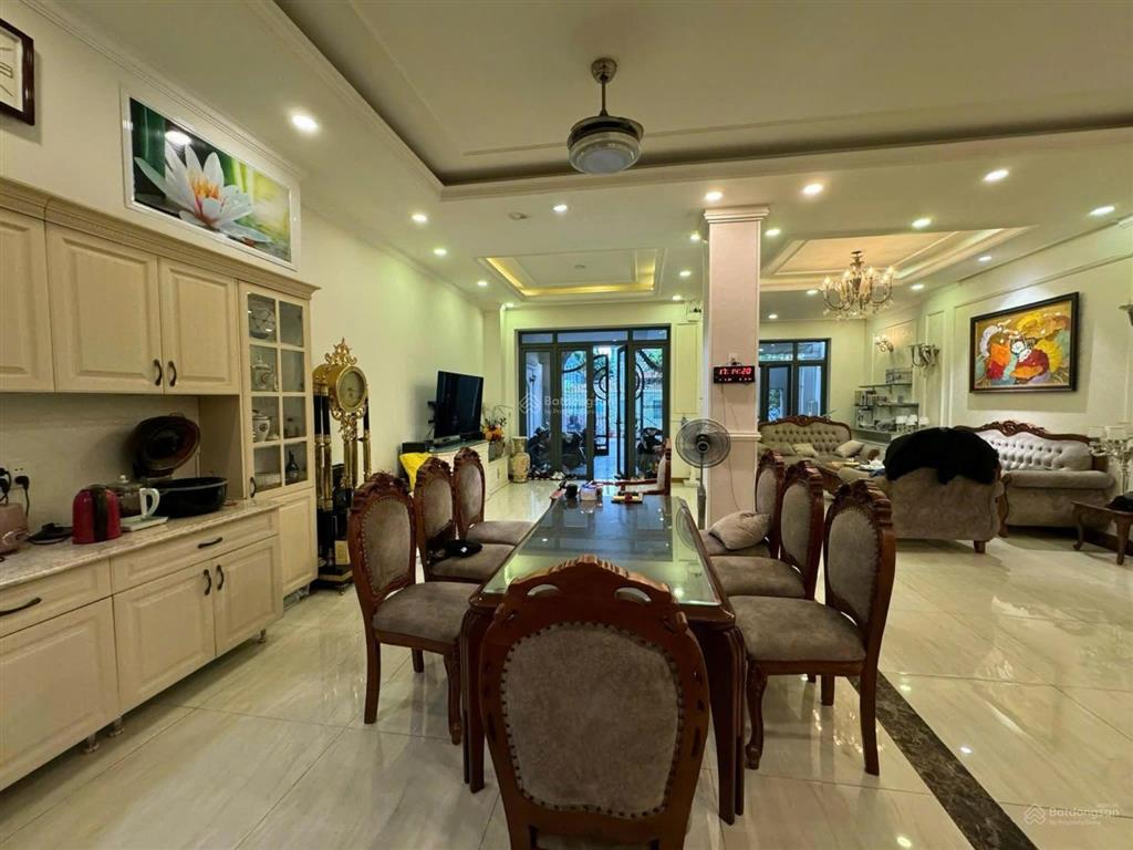 Gấp. chủ giảm giá bán gấp biệt thự tấn trường có thang máy, giá 26 tỷ