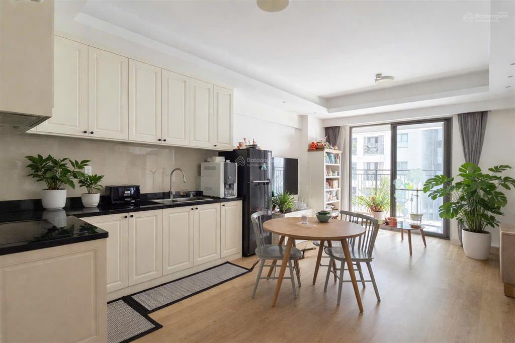 Gấp. chủ gửi bán gấp trong tháng căn hộ saigon south, 100m2, 3pn, có ô xe, sổ hồng, giá 7,5 tỷ