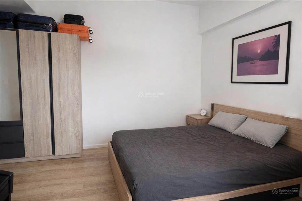 Gấp. chủ gửi bán gấp trong tháng căn hộ saigon south, 100m2, 3pn, có ô xe, sổ hồng, giá 7,5 tỷ