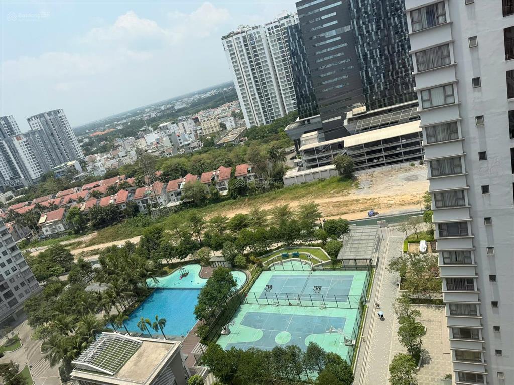 Gấp. chủ gửi bán gấp trong tháng căn hộ saigon south, 100m2, 3pn, có ô xe, sổ hồng, giá 7,5 tỷ