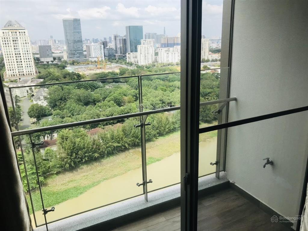 Gấp. chủ gửi bán gấp căn hộ midtown phú mỹ hưng, 130m2, lầu cao, giá 14,5 tỷ