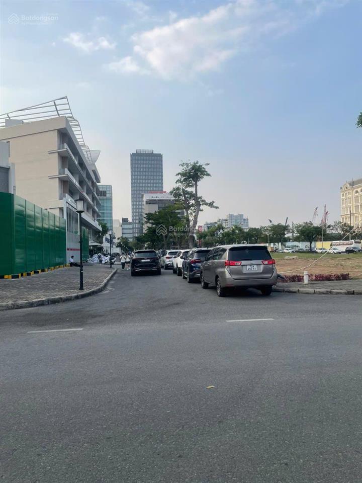 Gấp. chủ gửi bán gấp căn hộ regency, số 03, view hồ bán nguyệt, tầng cao, giá 30,621 tỷ