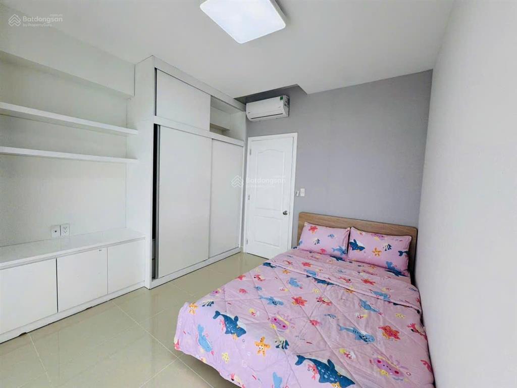 Gấp. cho thuê gấp căn hộ riverpark residence, 3pn, lầu cao, view sông, nội thất đẹp, giá 52tr/tháng