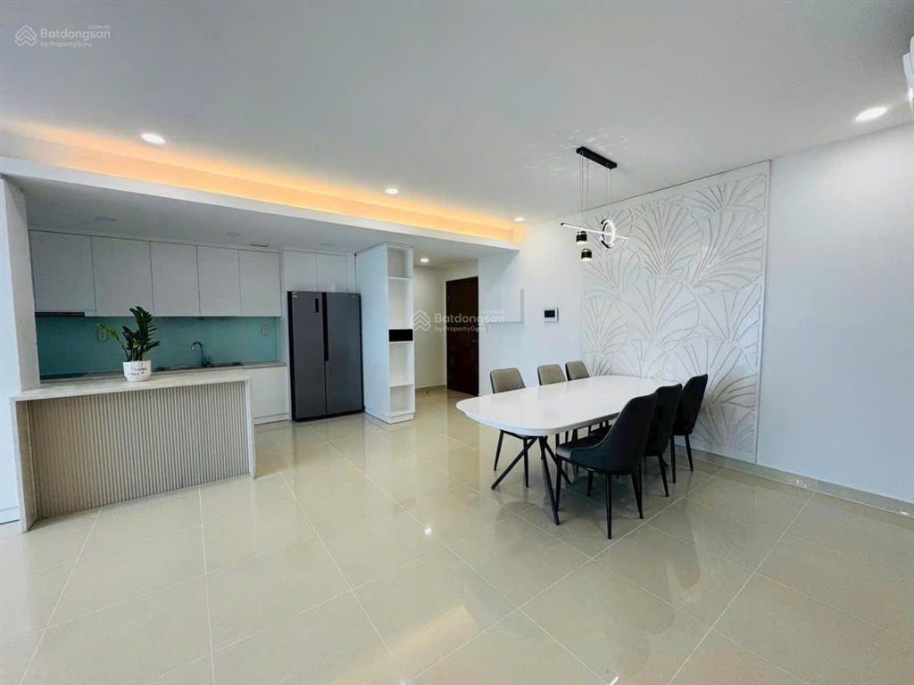 Gấp. cho thuê gấp căn hộ riverpark residence, 3pn, lầu cao, view sông, nội thất đẹp, giá 52tr/tháng