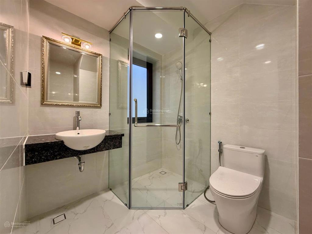 Gấp. cho thuê biệt thự cao cấp phú mỹ hưng, 4pn, 342m2, giá 150tr/tháng