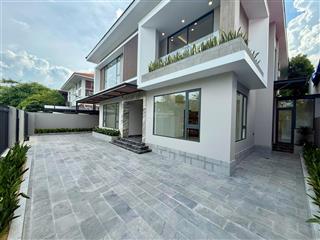 Gấp. cho thuê biệt thự cao cấp phú mỹ hưng, 4pn, 342m2, giá 150tr/tháng