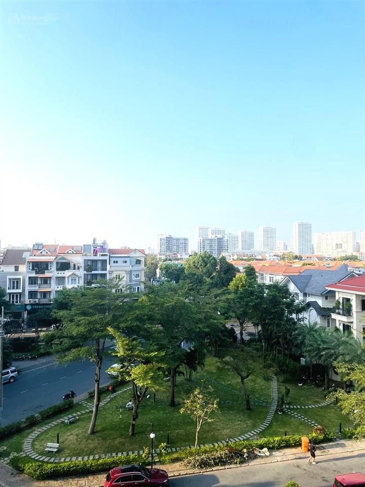 New. chủ nhà thân thiện gửi cho thuê căn hộ 3pn grand view, full nội thất, giá 27tr/tháng gồm thuế