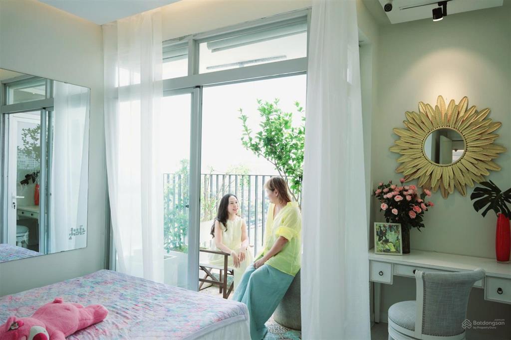 Gấp. chủ gửi bán gấp căn hộ star hill, lầu cao, nhà đẹp, giá 10,5 tỷ