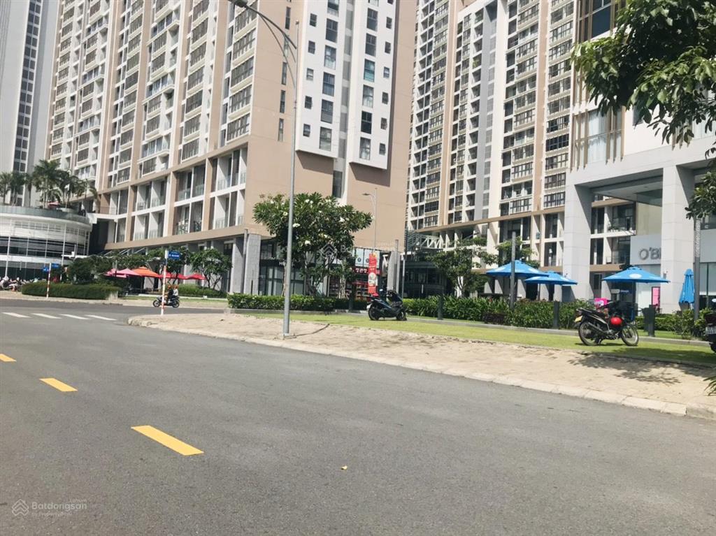 Gấp. kẹt tiền bán gấp shophouse midtown pmh, dt 179m2, đối diện sông và công viên, giá 29 tỷ