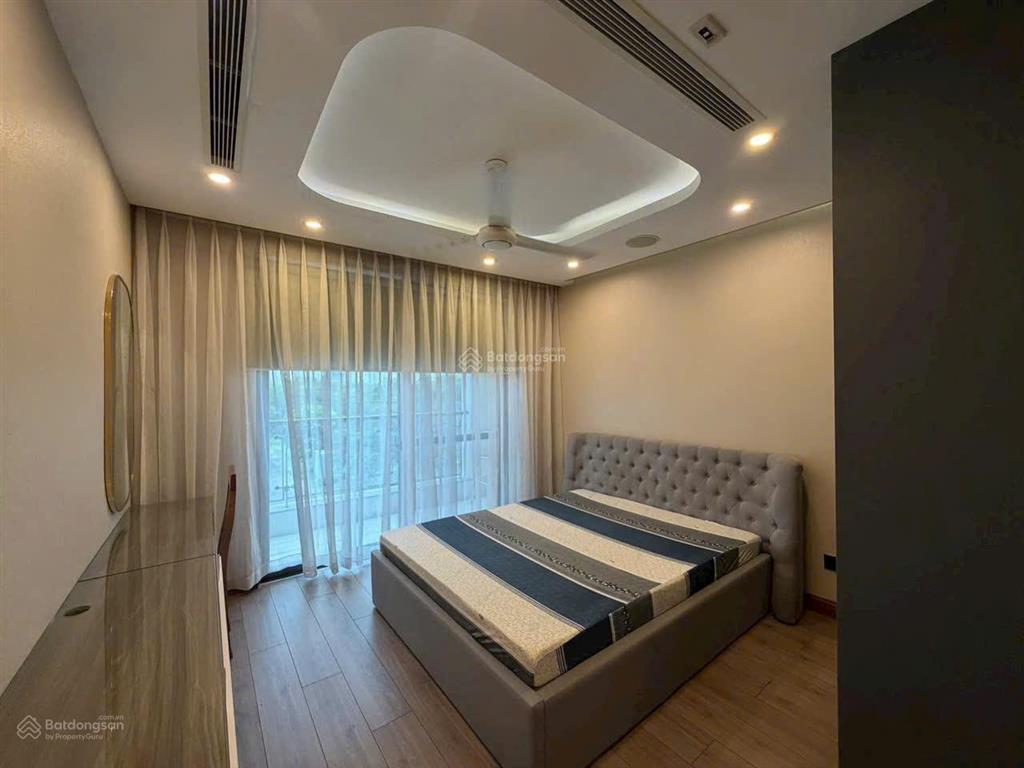 Gấp. chủ kẹt tiền gửi bán gấp trong tháng căn hộ riverpark premier, 135m2, tòa b, giá 15,1 tỷ