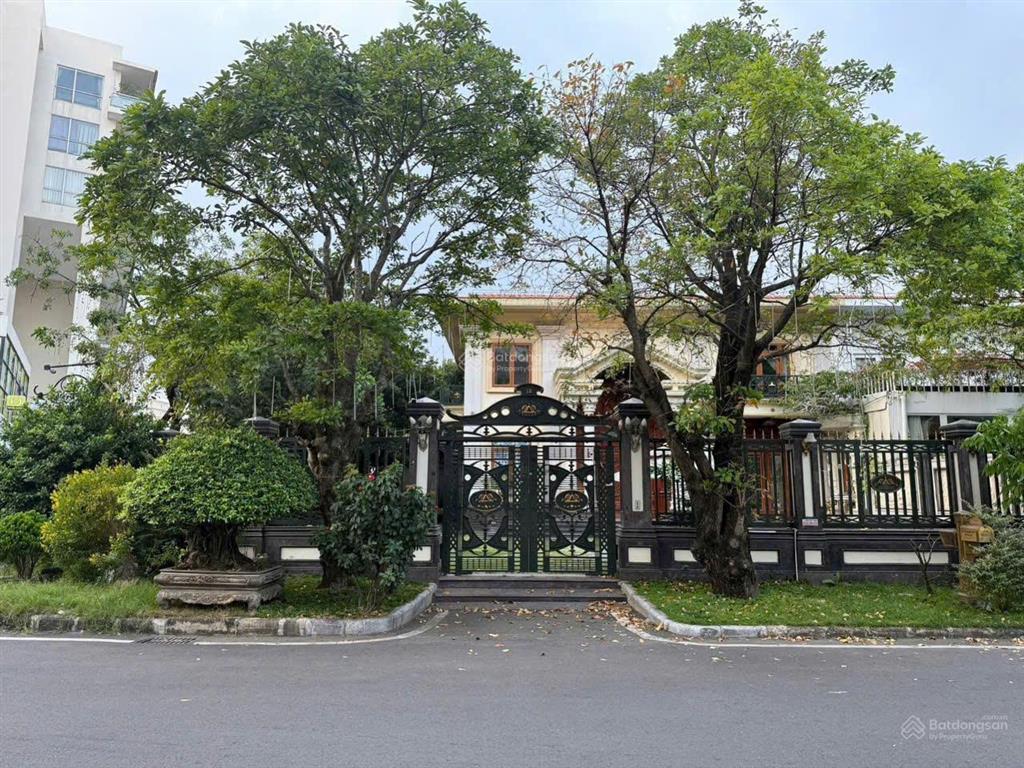 Gấp. chủ gửi bán biệt thự mỹ tú 2 phú mỹ hưng, căn góc đường lớn, 473m2, giá 195 tỷ