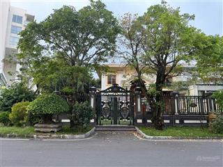 Gấp. chủ gửi bán biệt thự mỹ tú 2 phú mỹ hưng, căn góc đường lớn, 473m2, giá 195 tỷ