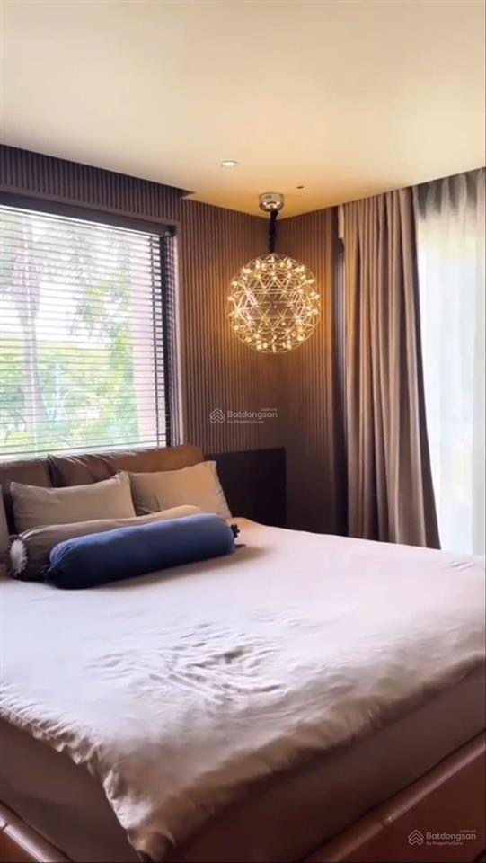 Gấp. giảm giá bán gấp biệt thự phú gia, nhà mới full nội thất cao cấp, có hầm, giá 120 tỷ