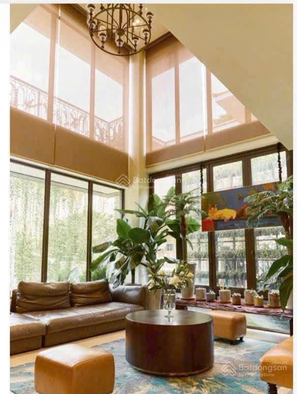Gấp. giảm giá bán gấp biệt thự phú gia, nhà mới full nội thất cao cấp, có hầm, giá 120 tỷ