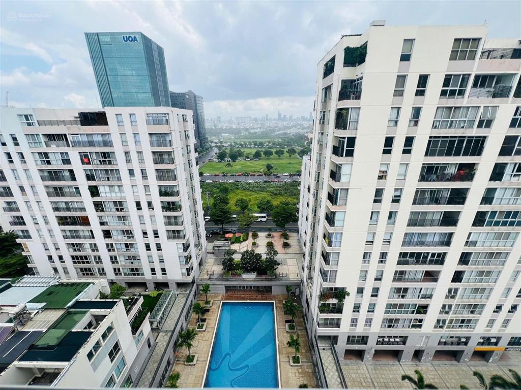 Gấp. giảm giá bán gấp trong tháng căn hộ star hill, căn góc, lầu cao, 102m2, nhà đẹp, giá 9,9 tỷ