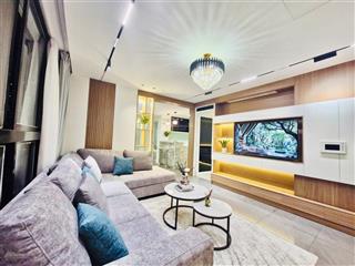 Gấp. giảm giá bán gấp trong tháng căn hộ star hill, căn góc, lầu cao, 102m2, nhà đẹp, giá 9,9 tỷ