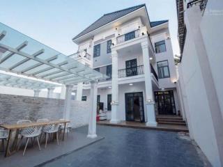 Gấp. cho thuê biệt thự phường tân hưng kế phú mỹ hưng, 250m2, có hồ bơi, giá 85tr/tháng