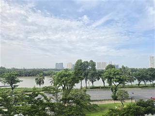 Gấp. kẹt tiền bán gấp căn hộ panorama, balcony phòng khách, 140m2, giá 15,5 tỷ