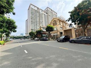 Gấp. cho thuê biệt thự phú mỹ hưng mặt đường c, gần midtown, 297m2, giá 120tr/tháng có vat