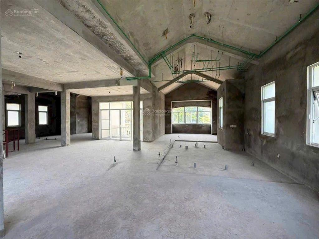 Gấp. bán gấp biệt thự đơn lập nội khu chateau, pmh, 567m2, giá 220 tỷ