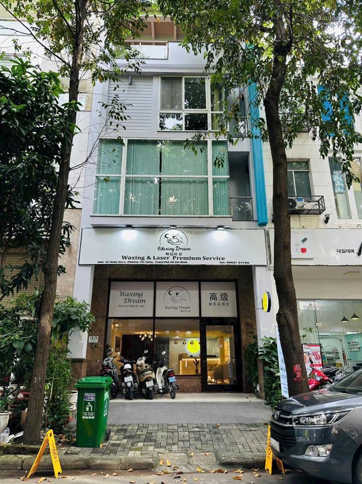 Gấp. bán gấp nhà phố hưng gia 4, pmh, kế chung cư sky garden, giá 29,5 tỷ