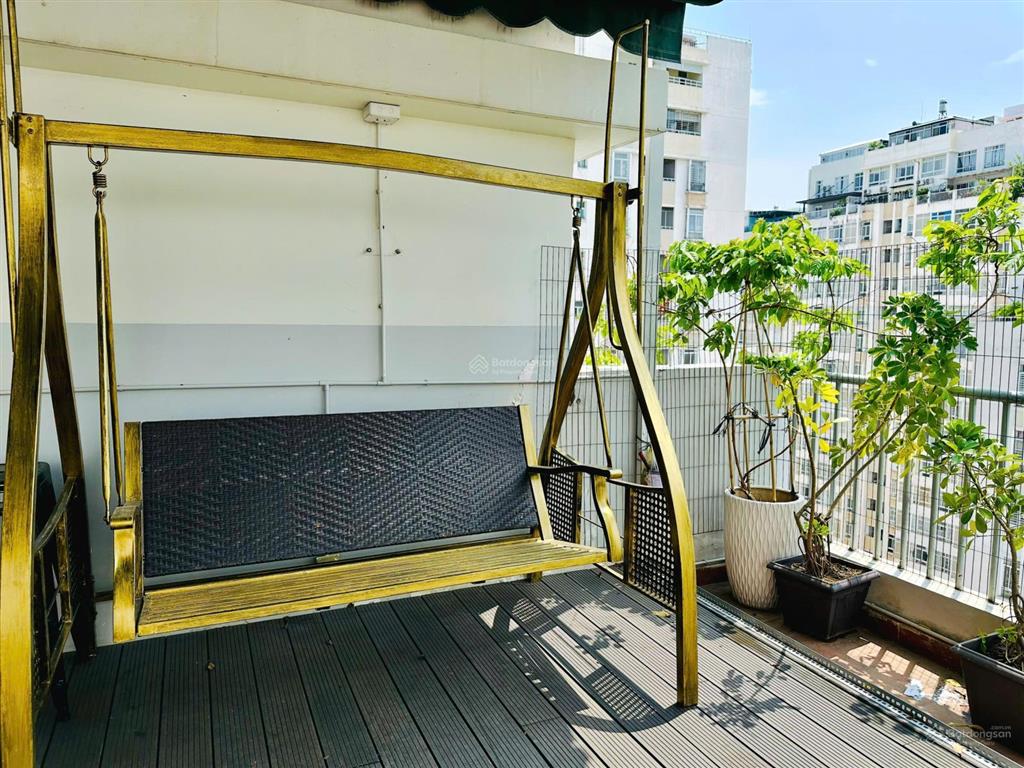 Gấp. cho thuê penthouse sky garden 3, 250m2, 3pn, 3wc, nội thất đẹp giá 40tr/tháng