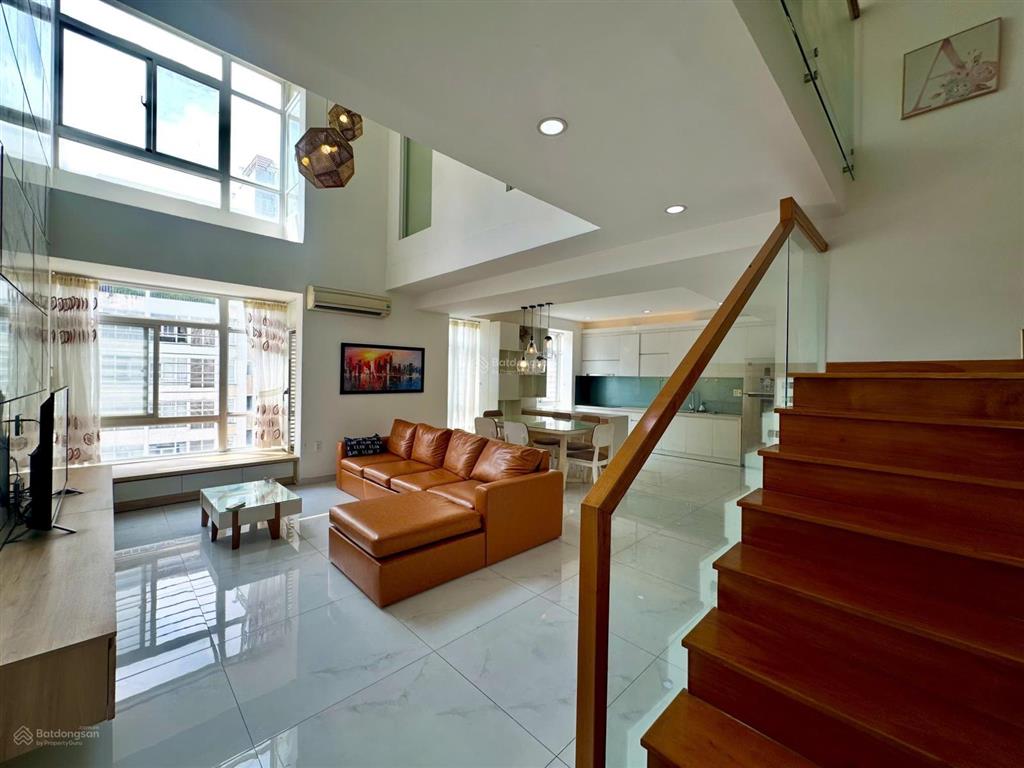 Gấp. cho thuê penthouse sky garden 3, 250m2, 3pn, 3wc, nội thất đẹp giá 40tr/tháng