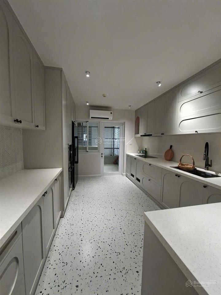 Bán căn hộ riverside residences, phú mỹ hưng. dt140m2. giá tốt 16,5 tỷ