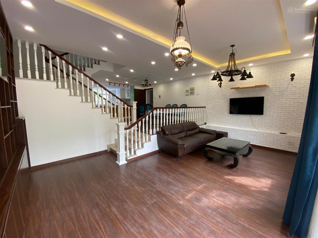 Duplex mỹ tú cảnh quan, phú mỹ hưng. giá tốt nhà đẹp, vị trí đẹp.  0901 764 ***