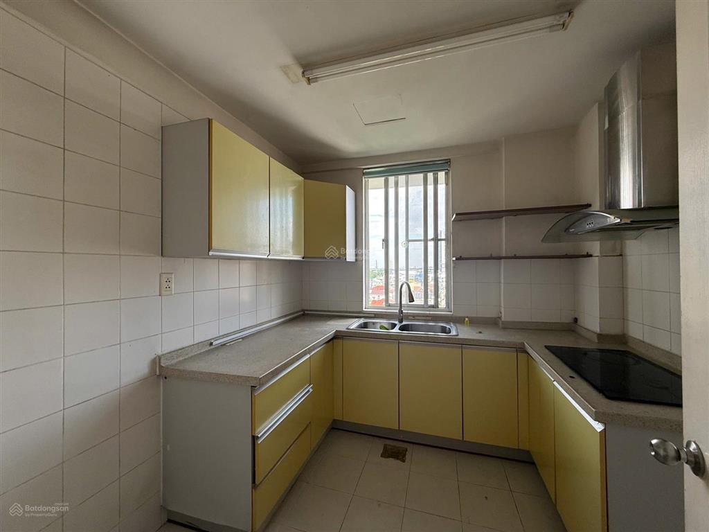 Nổi bật  căn hộ mỹ khánh 3, phú mỹ hưng. dt 120m. nhà trống tiện decor theo ý thích. 0901 764 ***