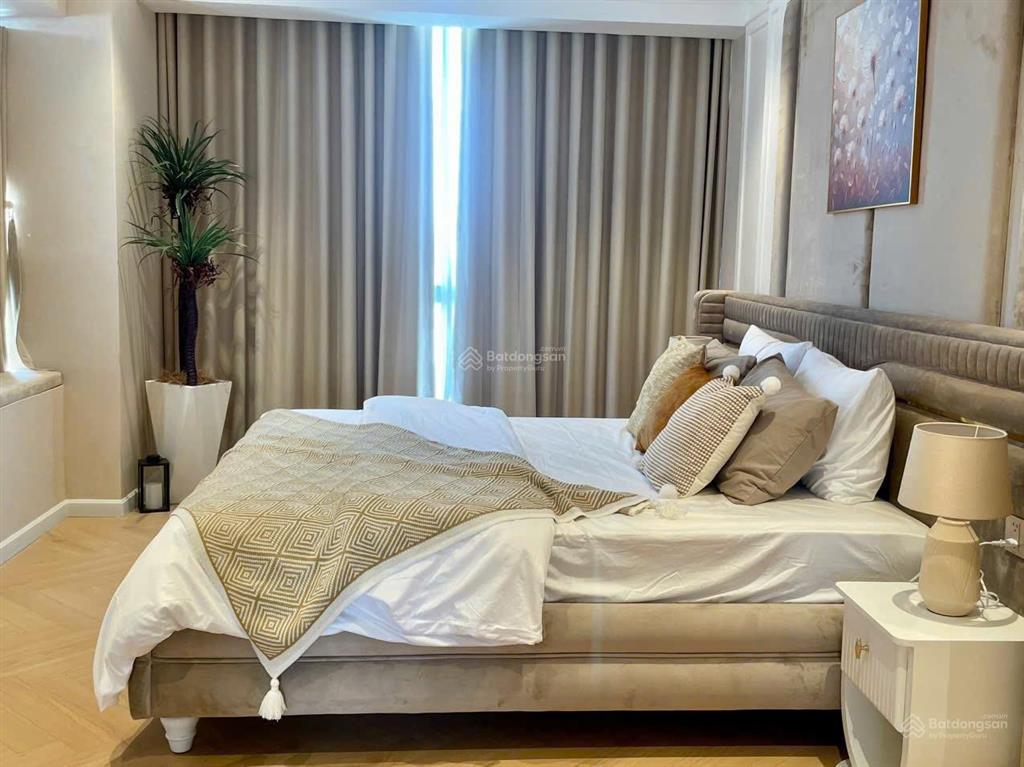 Siêu tốt  căn hộ garden court 1, phú mỹ hưng. dt 180m2. nhà mới. giá tốt thị trường. 0901 764 ***