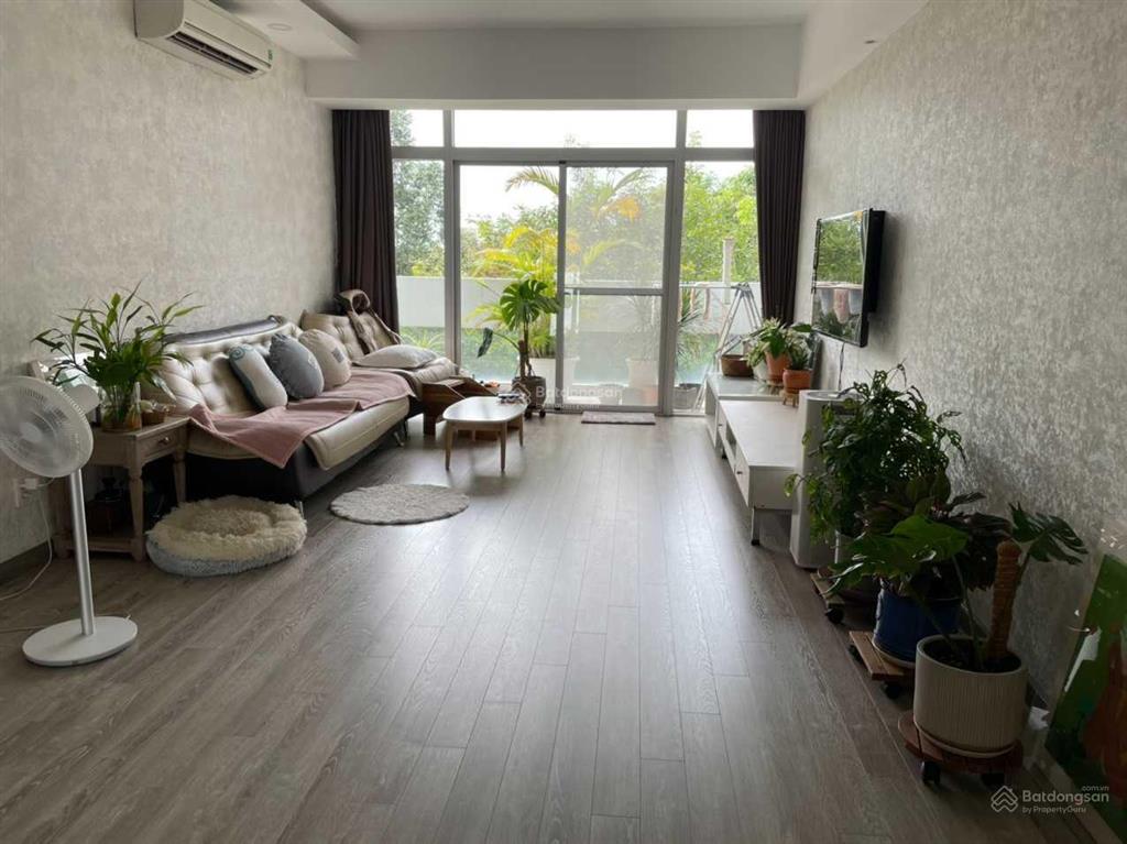 Không sử dụng nên chuyển nhượng lại căn hộ garden court 128m2, giá rẻ nhất khu 15.4 tỷ