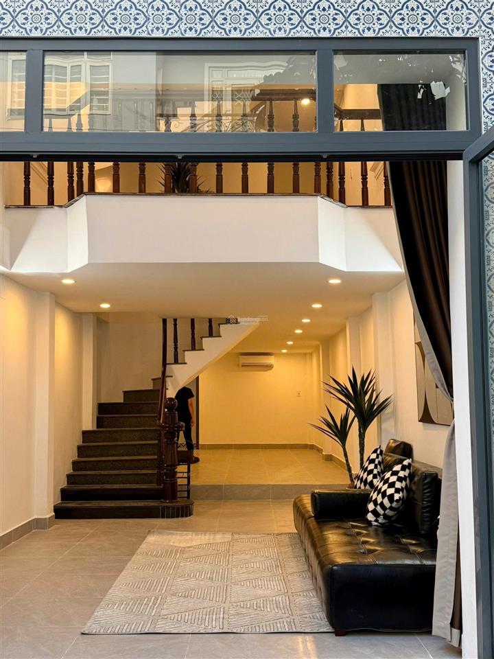 Kẹt tiền bán gấp nhà mặt tiền số 37 đường đỗ quang  p. thảo điền  tp. thủ đức