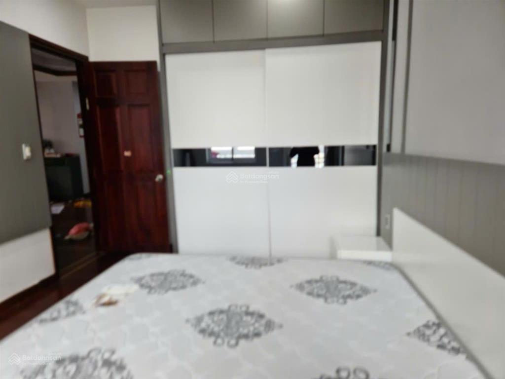 Một trong số ít 1 căn chung cư mỹ vinh, nguyễn thị minh khai, q3 cũ cần cho thuê