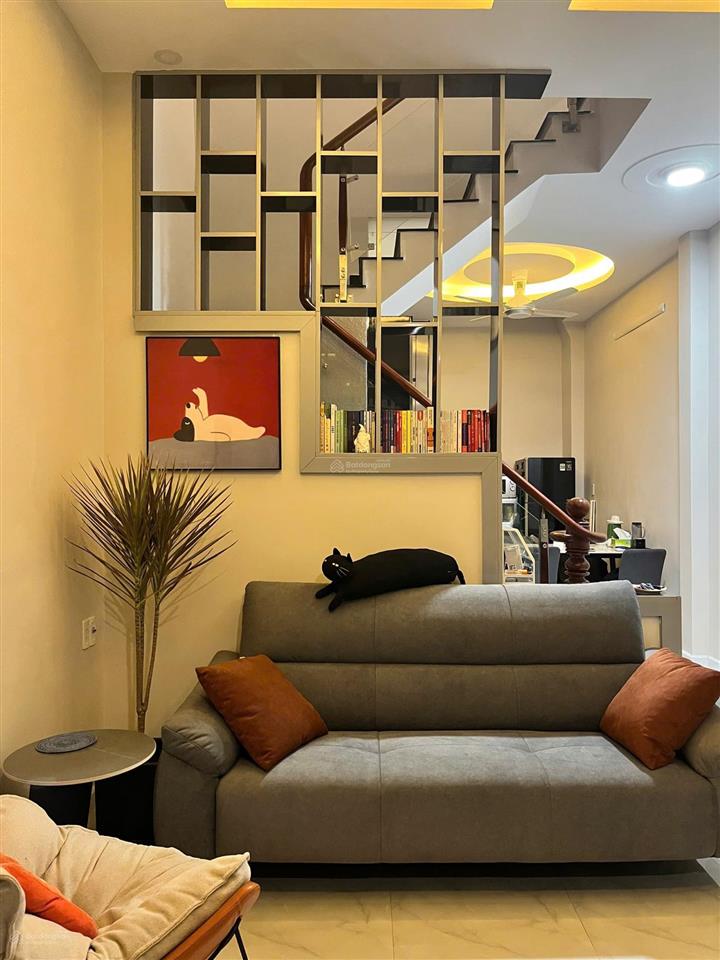 Nhà phố gò vấp, đường hẻm thoáng sạch phạm văn chiêu, nhà đúc kiên cố, nội thất đầy đủ, xem là ưng