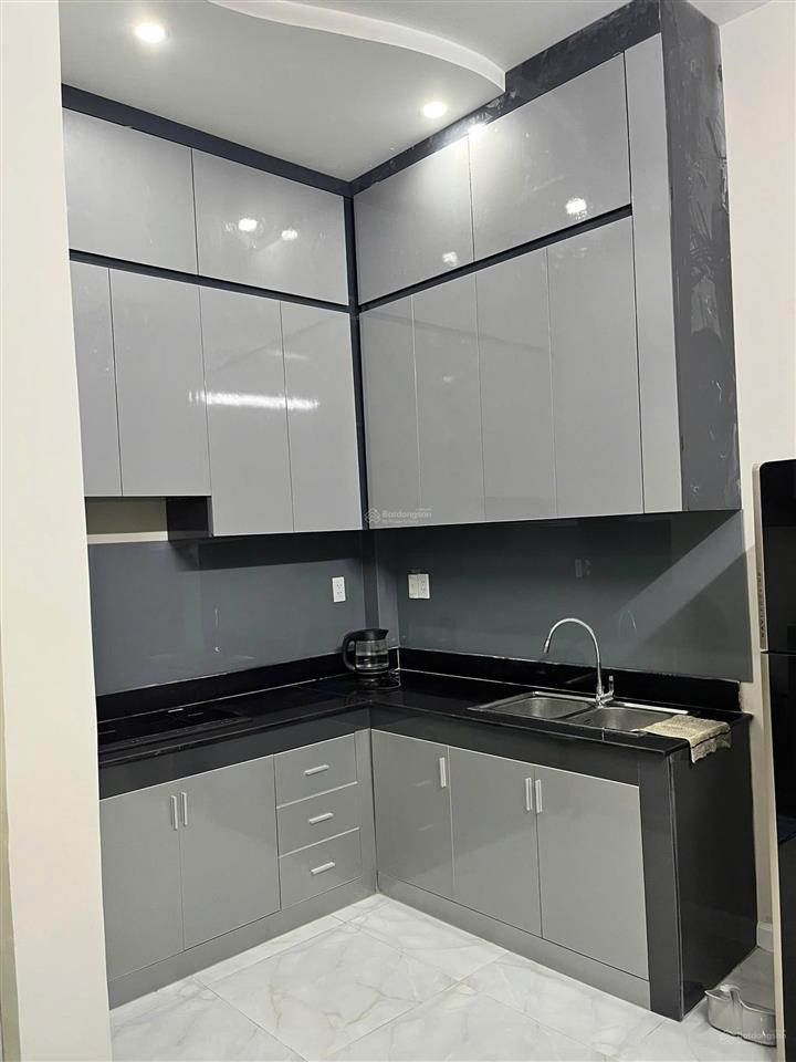 Nhà phố gò vấp, đường hẻm thoáng sạch phạm văn chiêu, nhà đúc kiên cố, nội thất đầy đủ, xem là ưng
