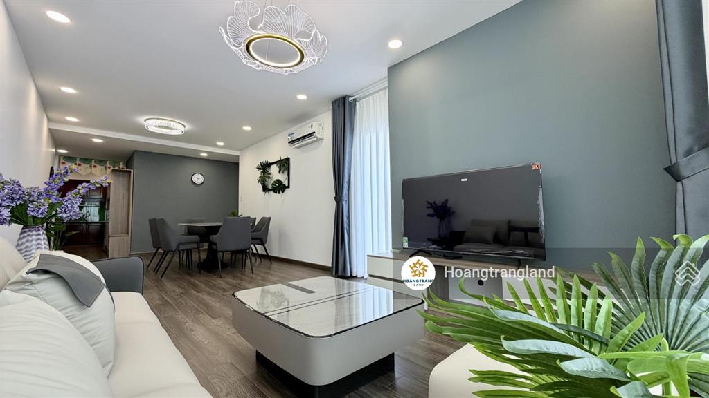 Bán gấp 3pn hoàng anh thanh bình q7 hcm  nhà siêu rộng cực đẹp view mát.  trang hatb 0905 521 ***