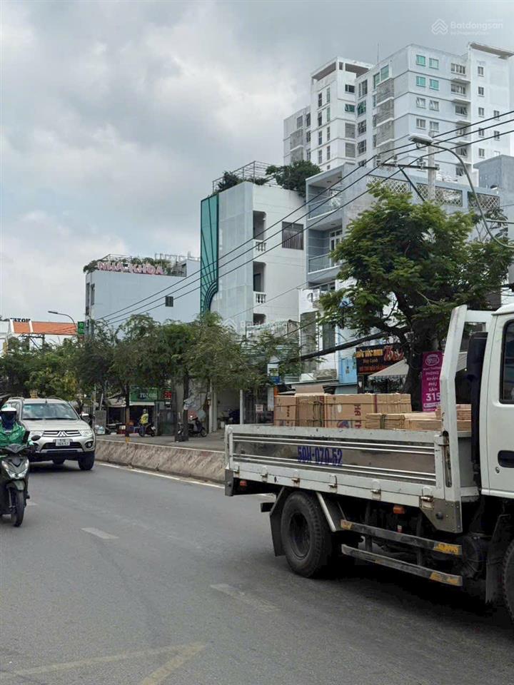 Chính chủ bán gấp nhà mặt tiền đường huỳnh tấn phát, hiện đang cho thuê 30tr/tháng