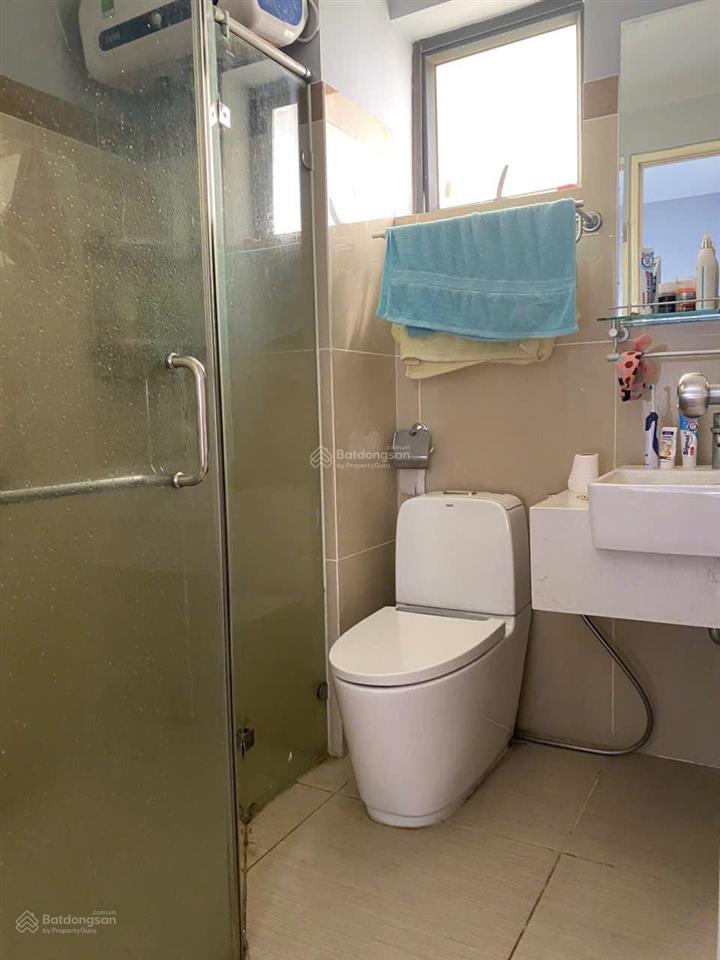 Đức khải q7. cần cho thuê căn hộ 85m2, thiết kế 2pn 3wc nội thất giá 9,5tr. mang vali vào ở