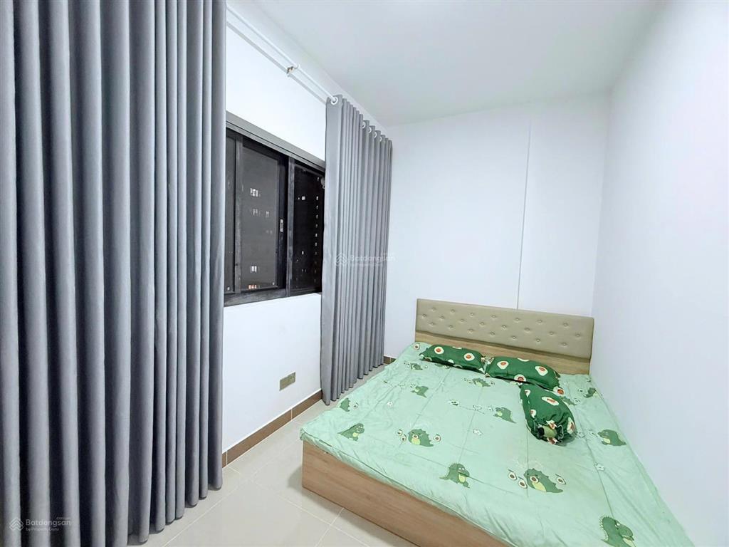 Cần bán căn hộ đức khải q. 7 67m2 2pn 2wc giá 2.75 tỷ. nội thất nhà sạch đẹp, thoáng mát.  phương