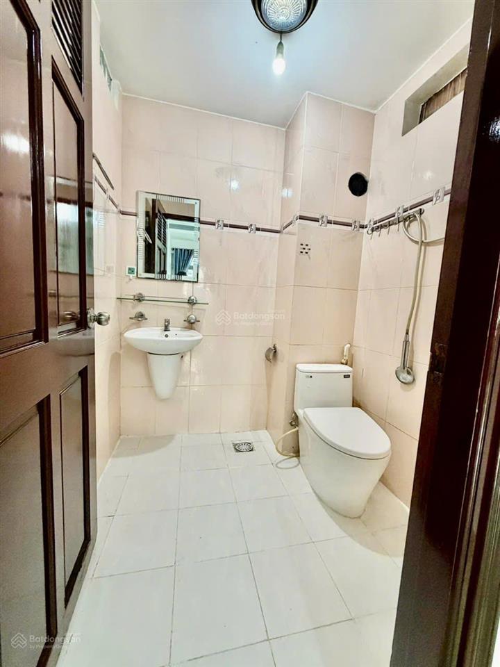 Bán nhà riêng 30m2 1 trệt 3 lầu giá 6,9 tỷ nguyễn trọng lội phường 4, quận tân bình (sổ hồng)
