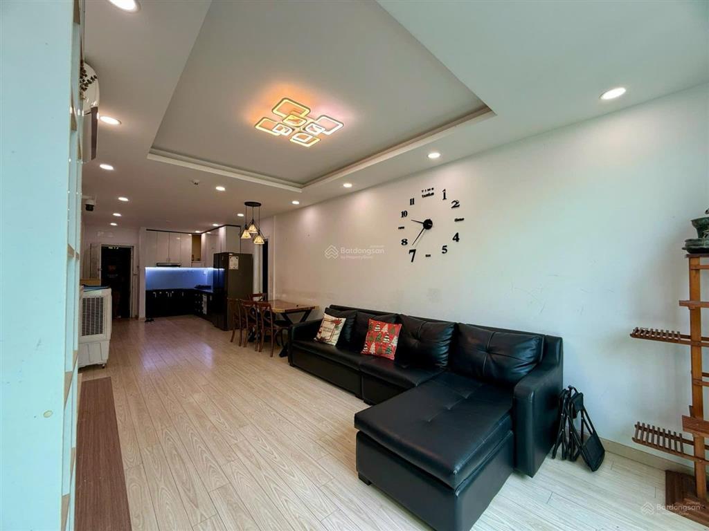 Bán căn hộ 2pn 2wc, 88m2 view thoáng mát, nhà đẹp full nội thất, sổ hồng chính chủ, công chứng ngay